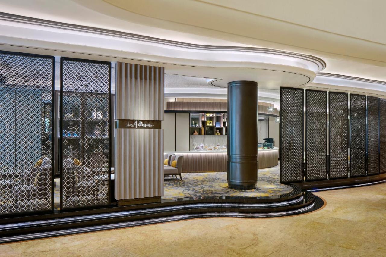 Sheraton Surabaya Hotel & Towers Luaran gambar