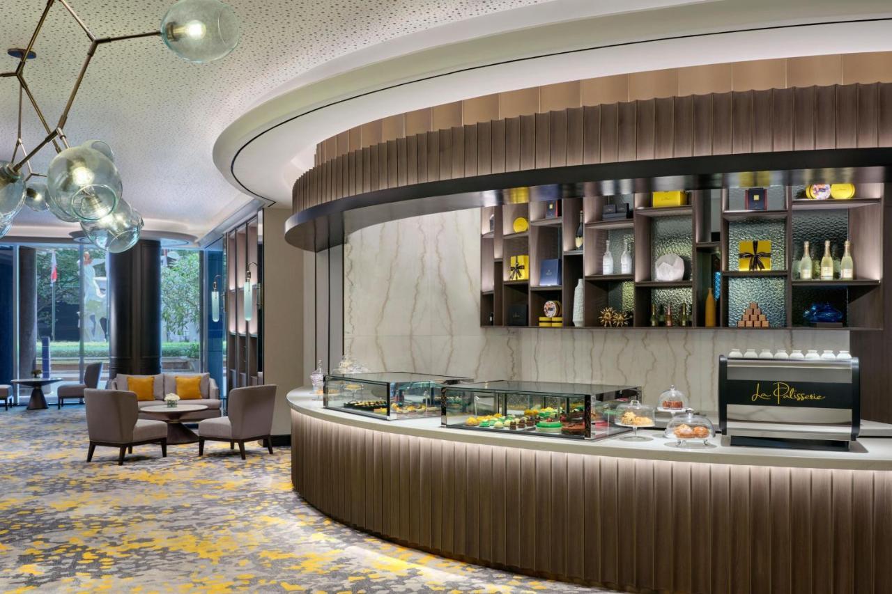 Sheraton Surabaya Hotel & Towers Luaran gambar
