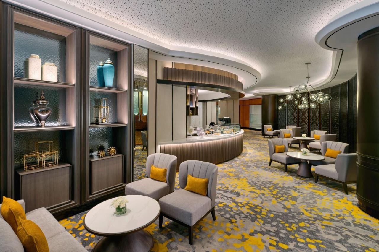 Sheraton Surabaya Hotel & Towers Luaran gambar