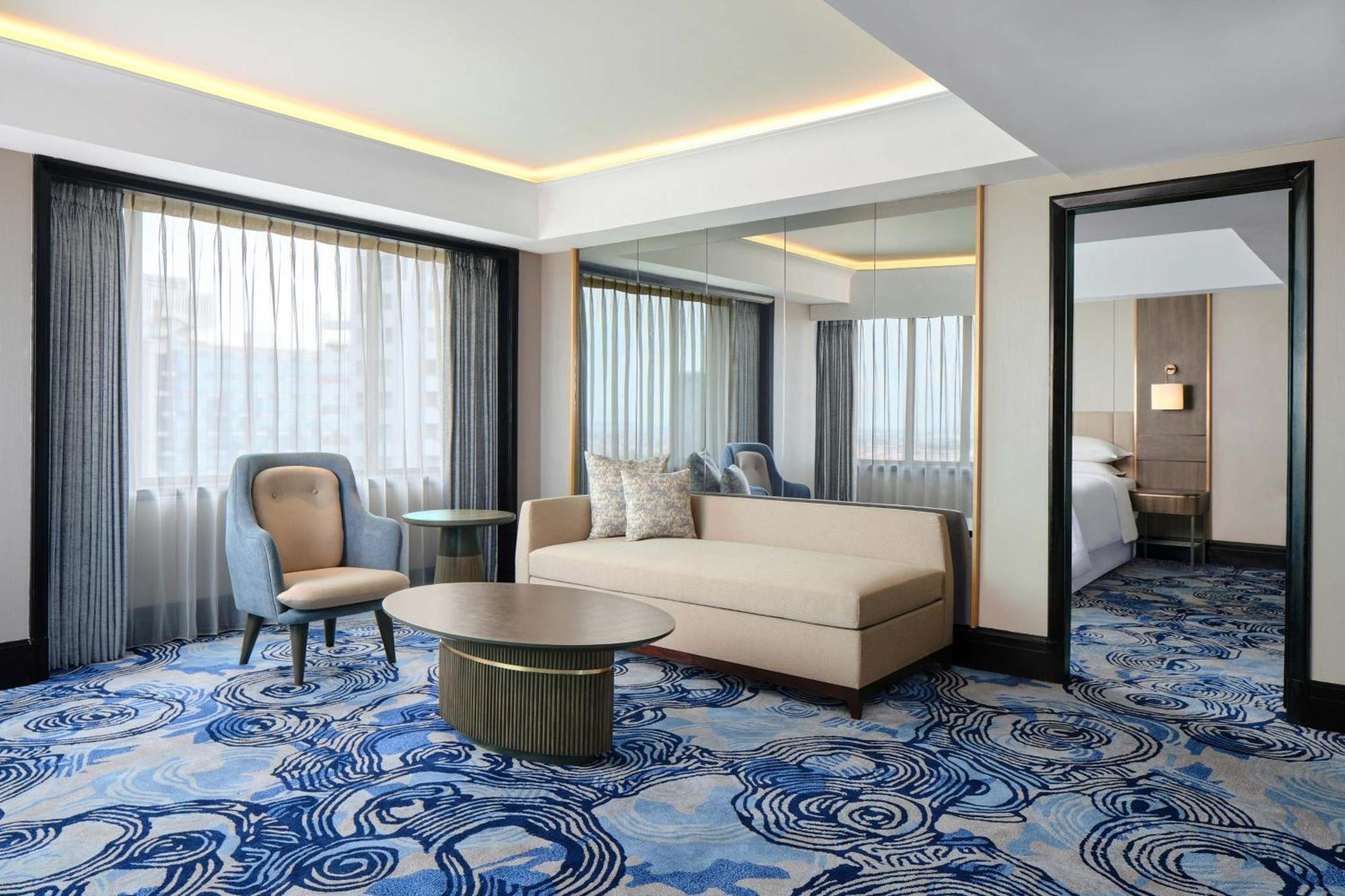 Sheraton Surabaya Hotel & Towers Luaran gambar