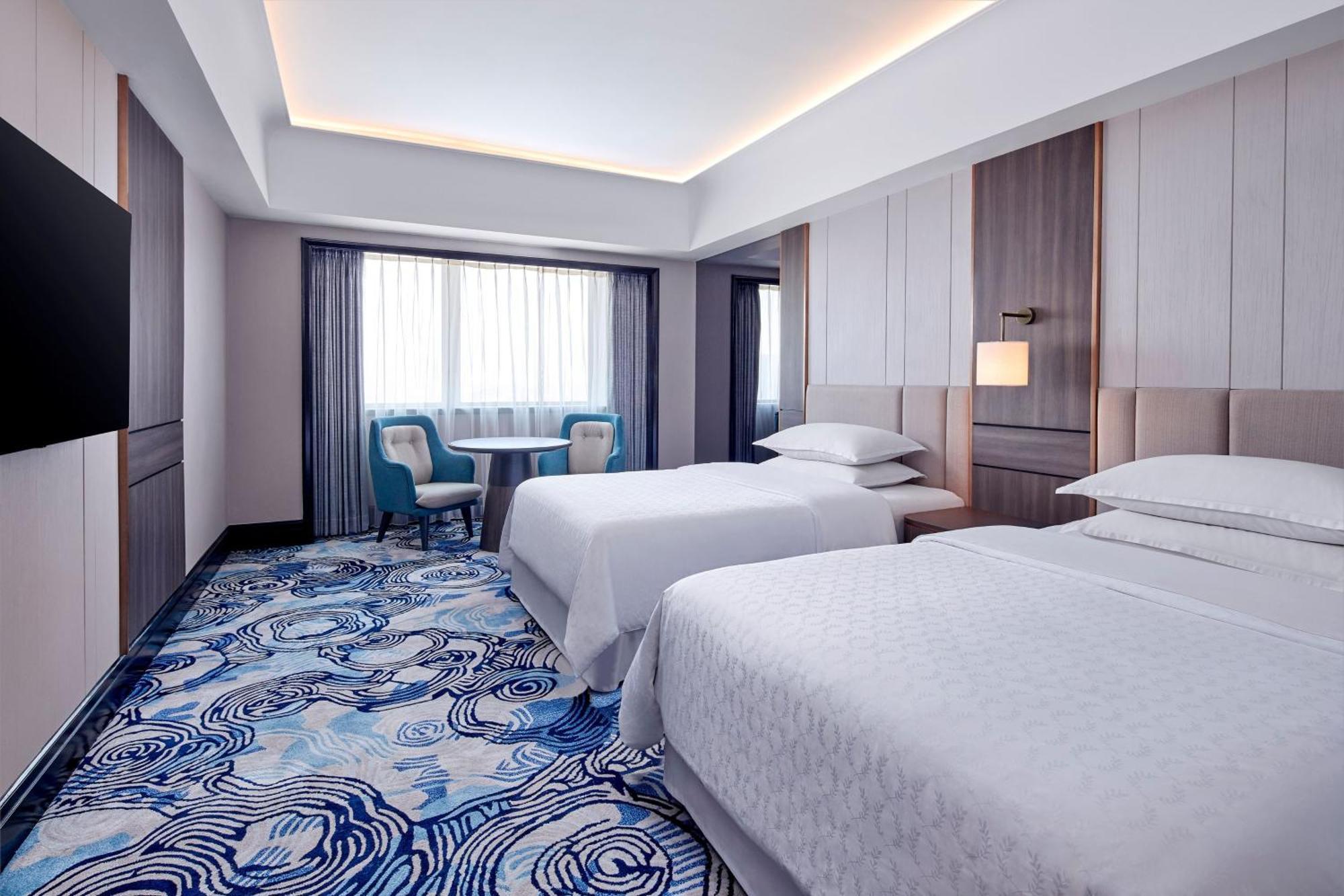 Sheraton Surabaya Hotel & Towers Luaran gambar